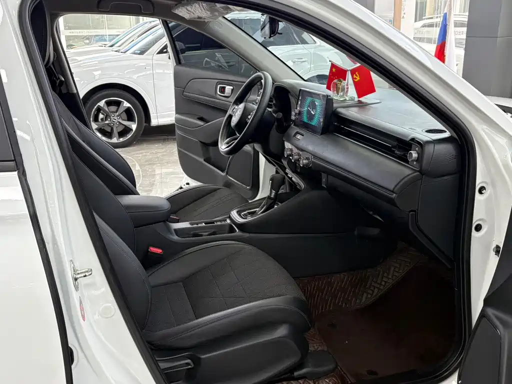 Honda Vezel 2023 — фото 14
