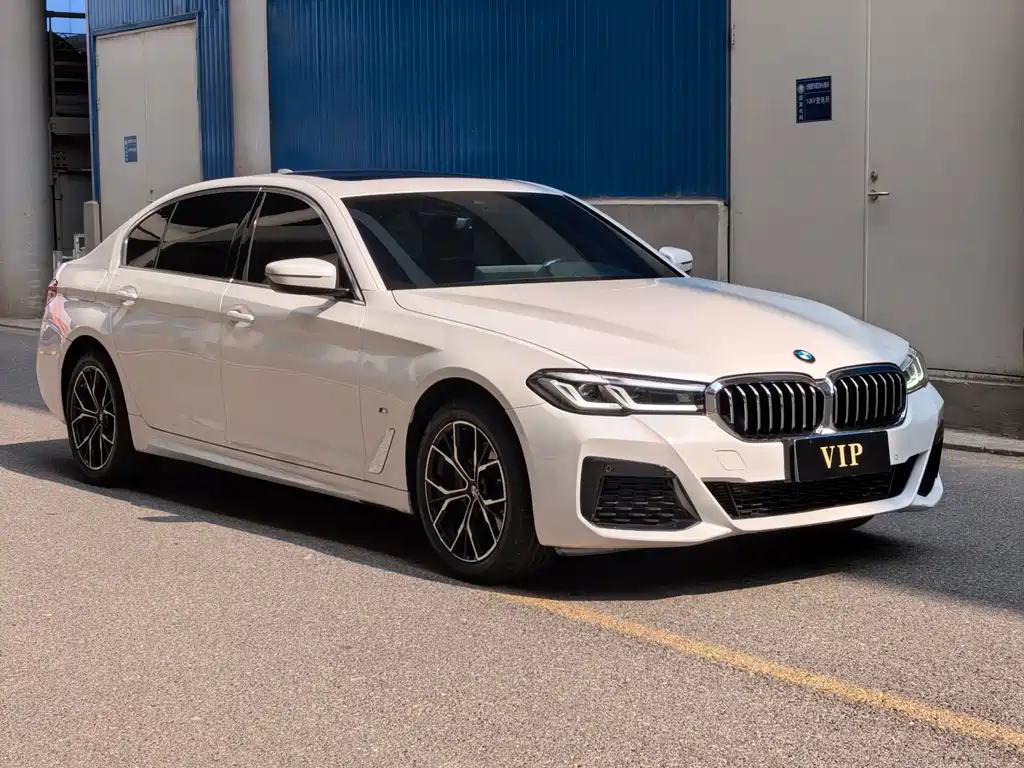 BMW 5 Series 2023