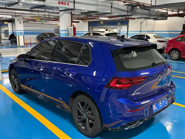 Volkswagen Golf 2022