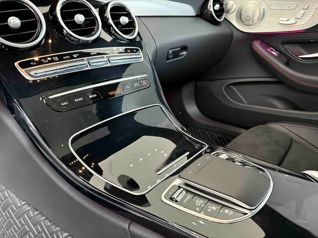 Mercedes-Benz C-Class AMG 2022 — фото 10