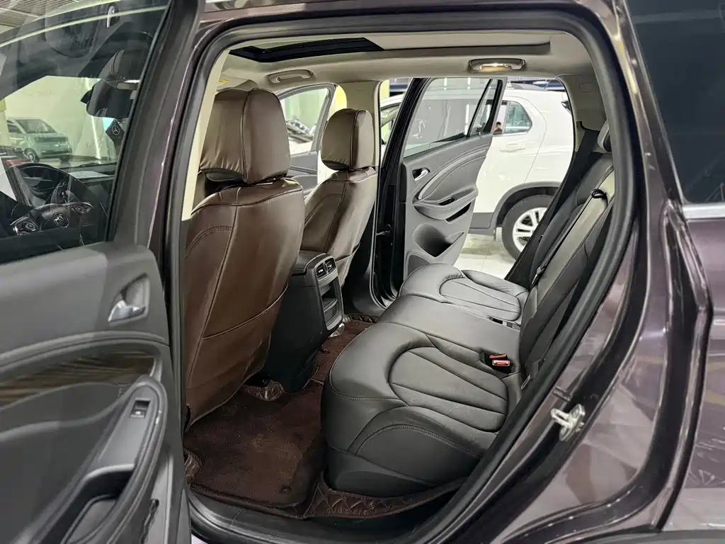 Buick Envision Plus 2018 — фото 8
