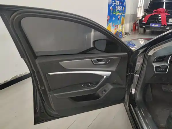 Audi A6L 2021