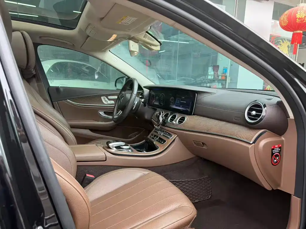 Mercedes-Benz E-Class 2019