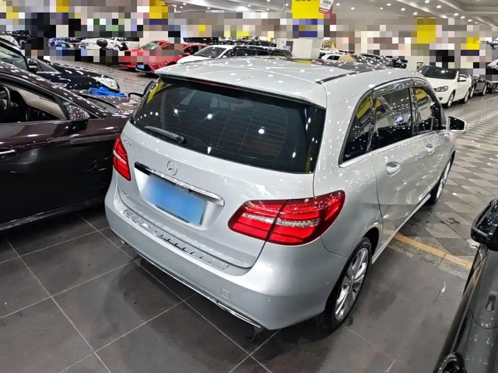 Mercedes-Benz B-Class 2015