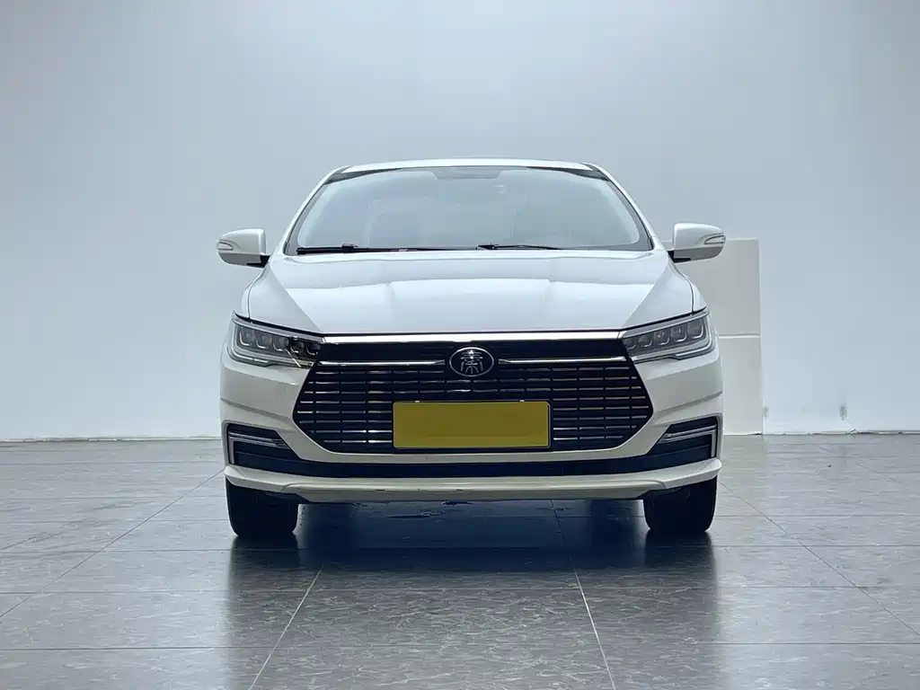 BYD Qin NEV 2022