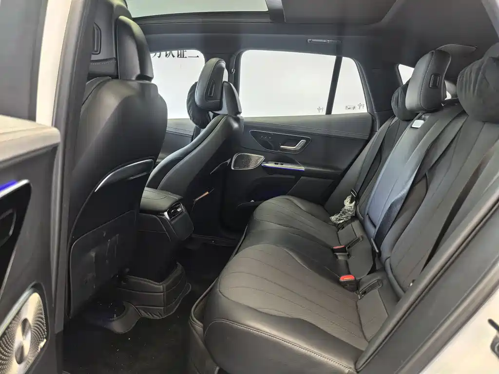 Mercedes-Benz EQE SUV 2025 — фото 12