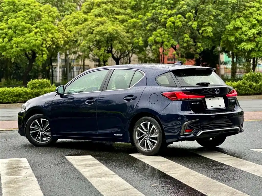 Lexus CT 2020
