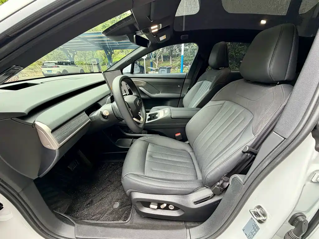 ONVO L60 2025