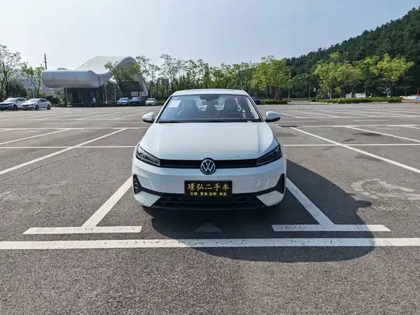 Volkswagen Sagitar 2026