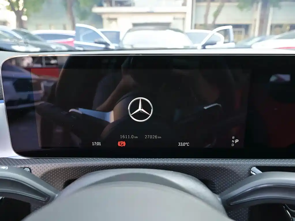 Mercedes-Benz A-Class AMG 2024 — фото 12