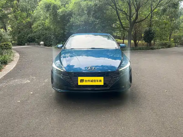 Hyundai Elantra 2021