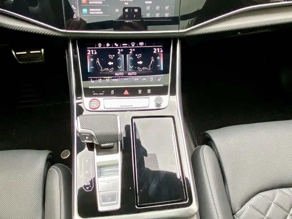 Audi SQ7 2025 — фото 22