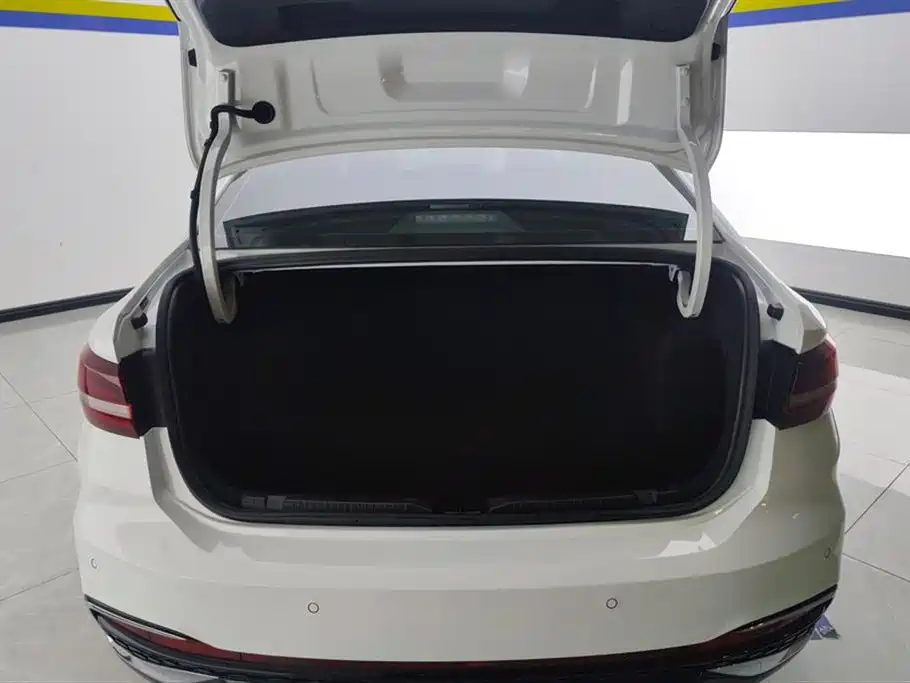 Volkswagen Lavida 2024