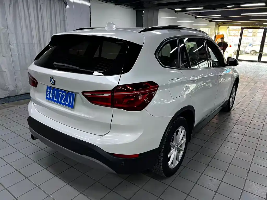 BMW X1 2019 — фото 11