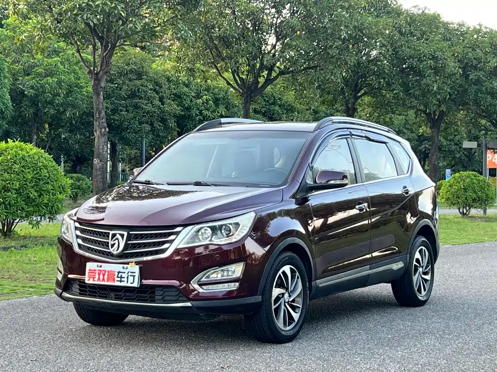 Baojun 560 2016 — фото 1