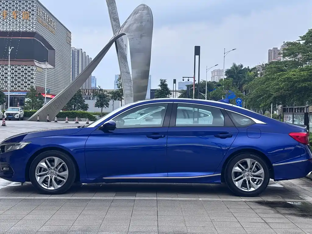 Honda Accord 2019 — фото 4