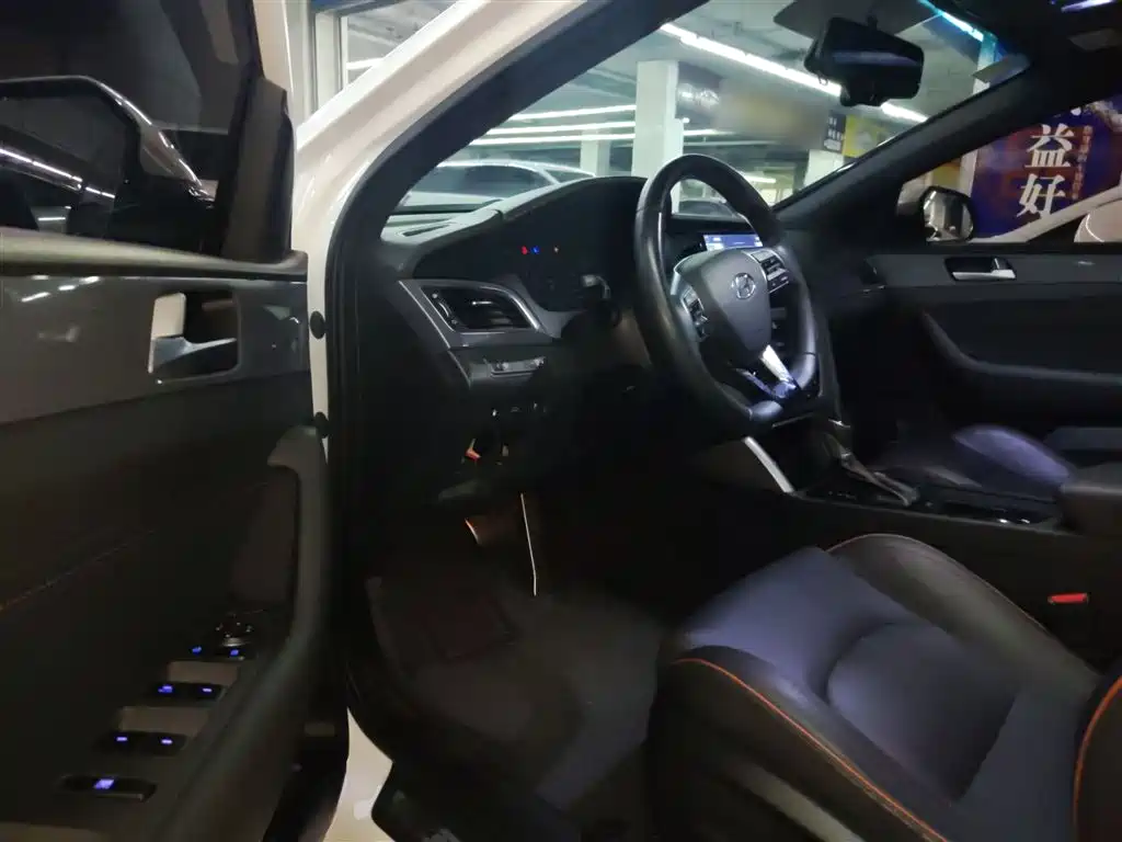 Hyundai Sonata 2016 — фото 16