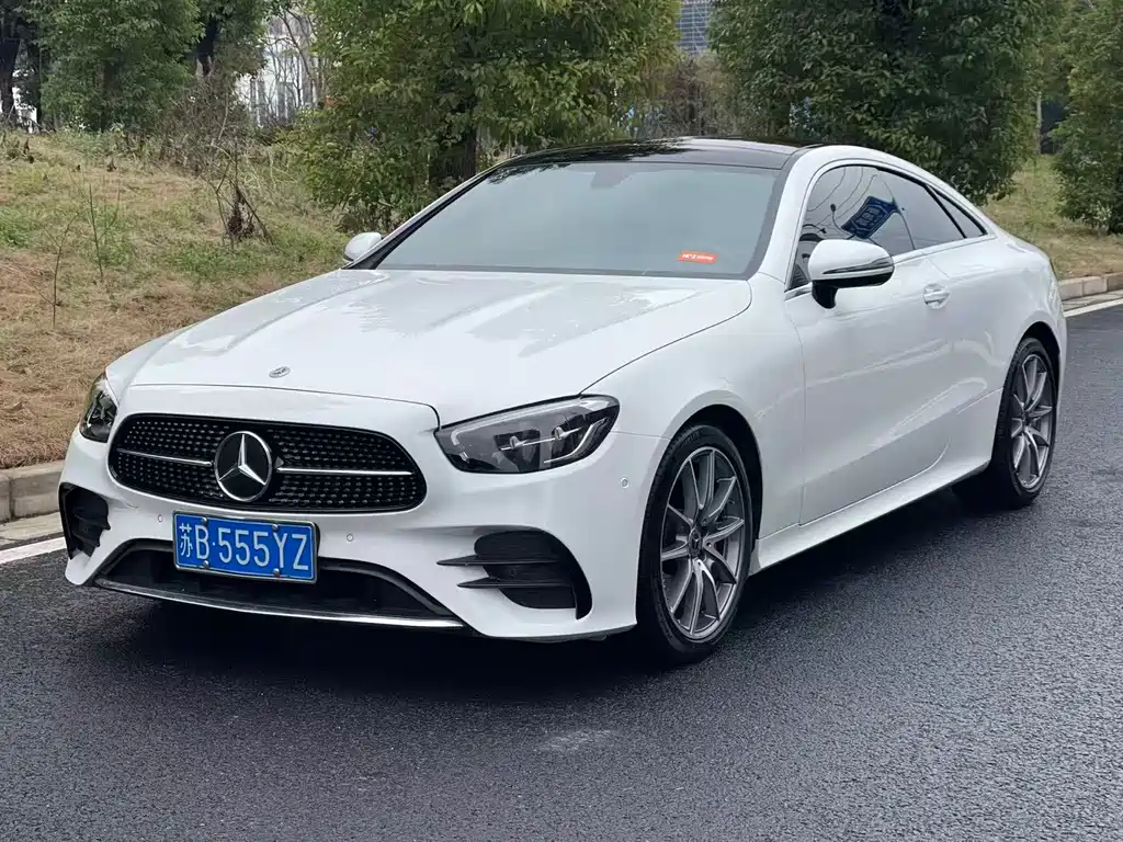 Mercedes-Benz E-Class 2023 — фото 1