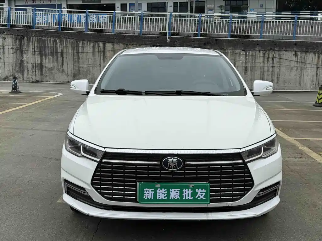 BYD Qin NEV 2021