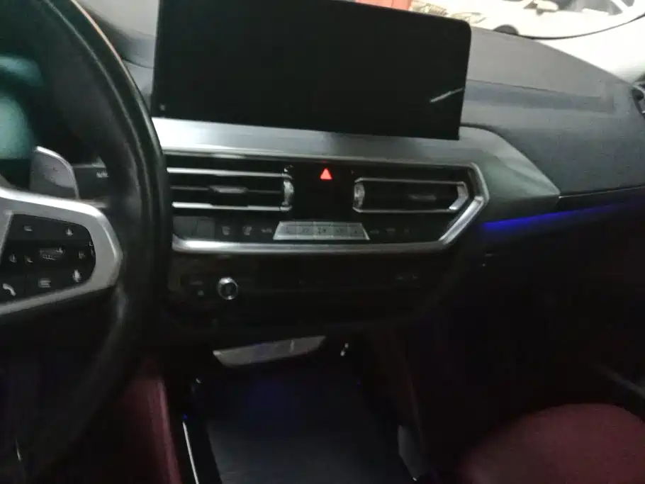 BMW X4 2022 — фото 13