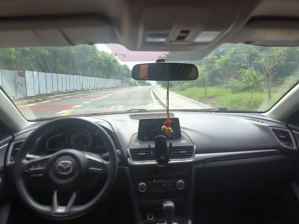 Mazda 3 Axela 2017