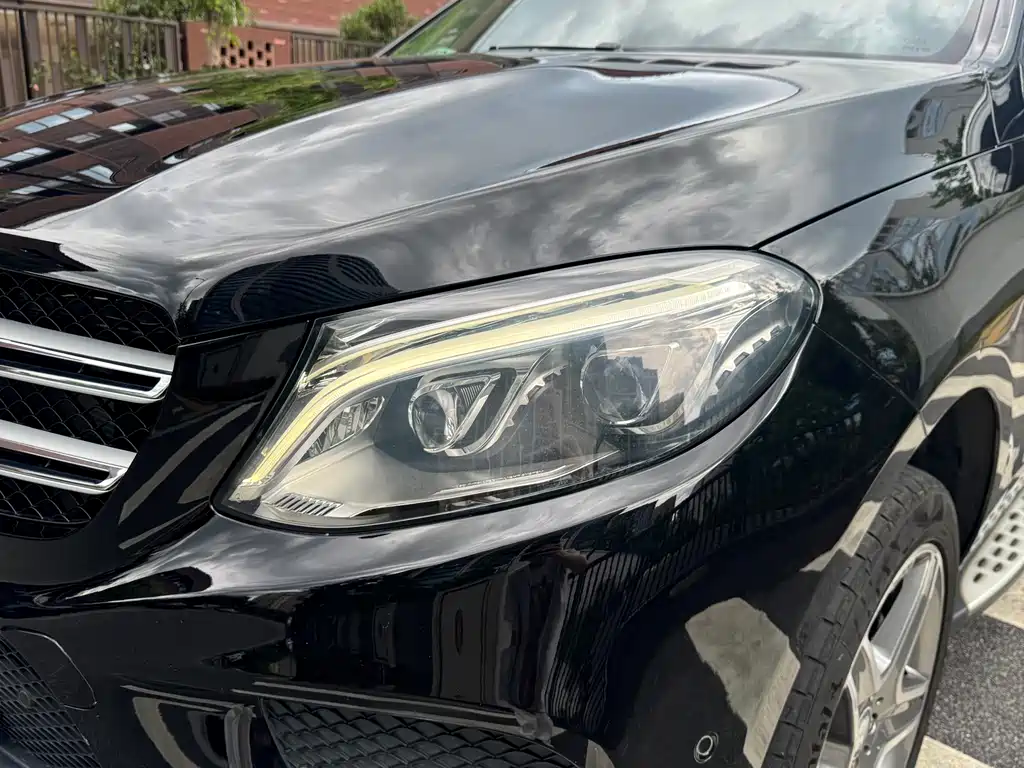 Mercedes-Benz GLE 2016