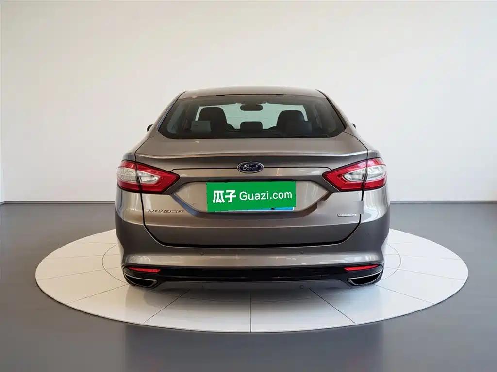 Ford Mondeo 2015 — фото 10