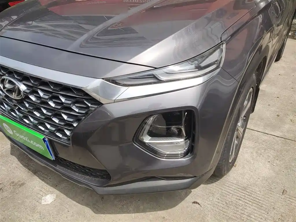 Hyundai Santa Fe 2020 — фото 18