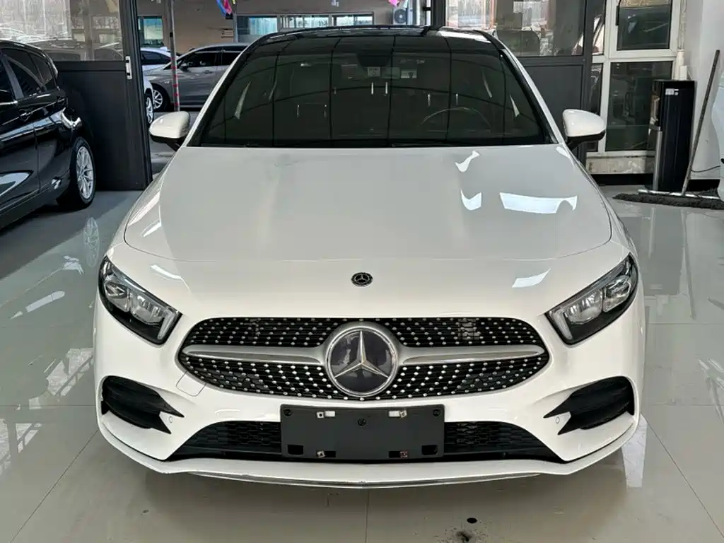Mercedes-Benz A-Class 2019 — фото 22