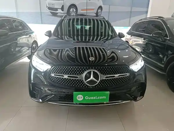 Mercedes-Benz GLC 2023