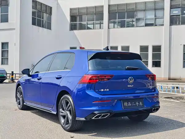 Volkswagen Golf 2021