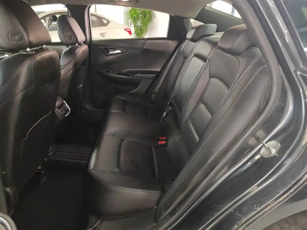 Chevrolet Malibu XL 2017 — фото 17
