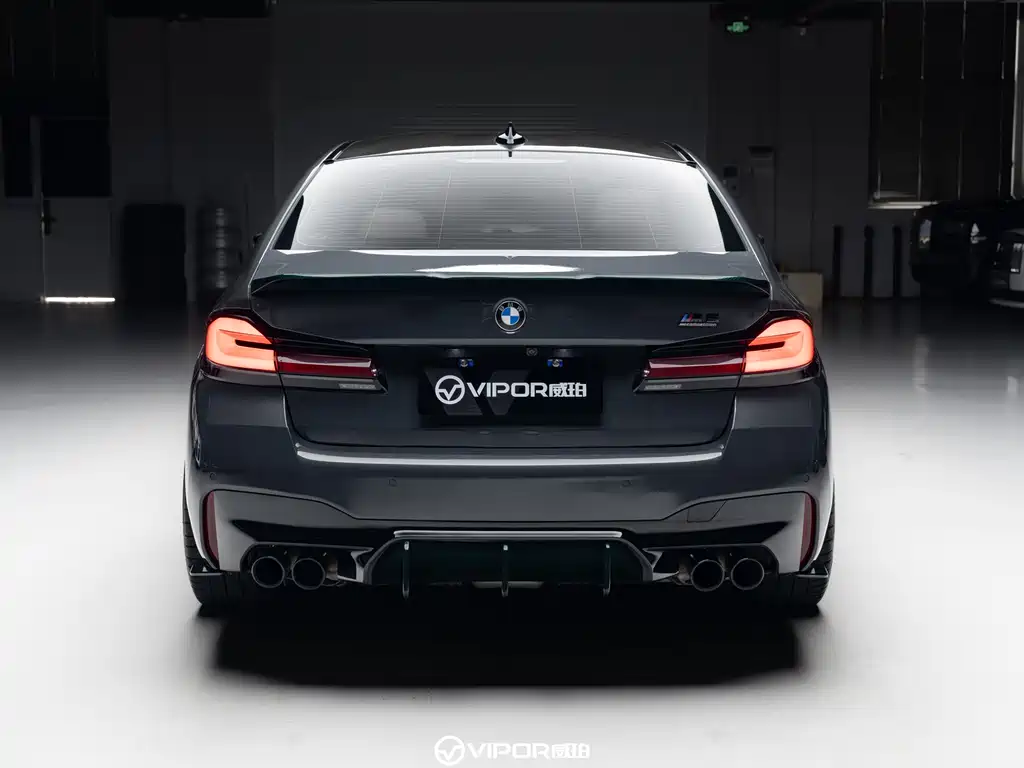 BMW M5 2021