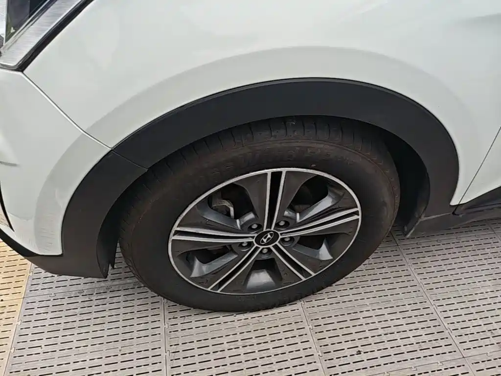 Hyundai ix25 2015 — фото 23