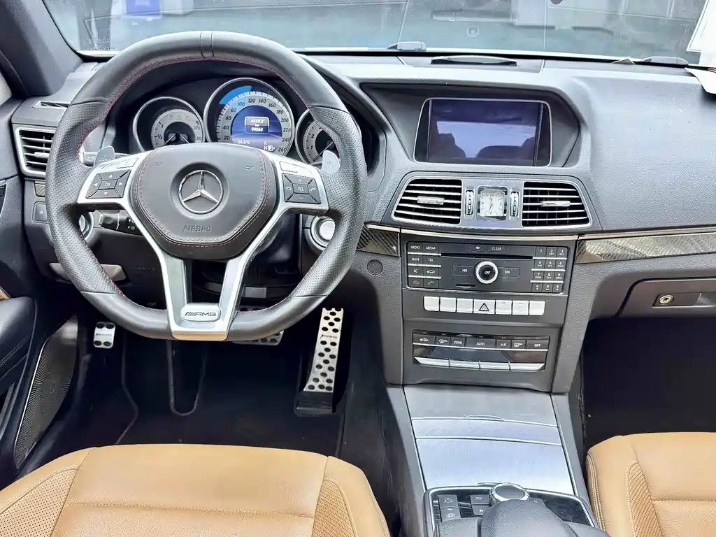 Mercedes-Benz E-Class 2016 — фото 11