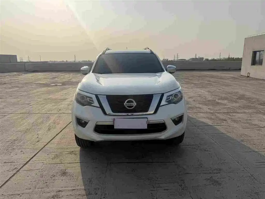 Nissan Terra 2022