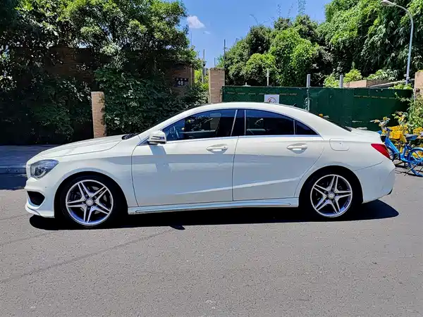 Mercedes-Benz CLA 2016