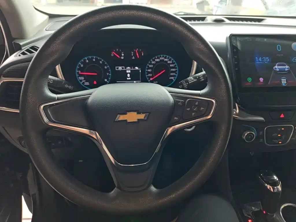 Chevrolet Equinox 2017 — фото 11