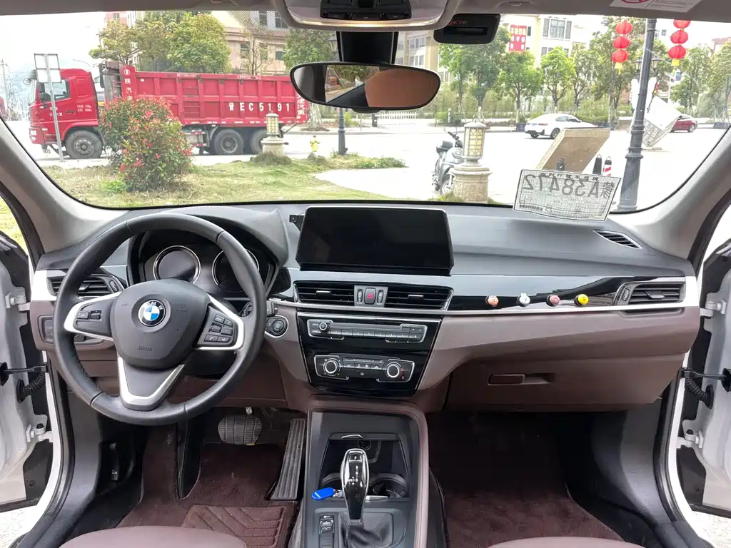 BMW X1 2022 — фото 4