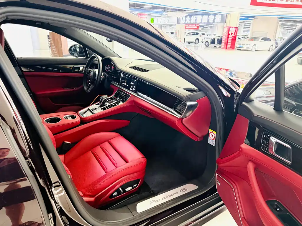 Porsche Panamera 2017 — фото 11