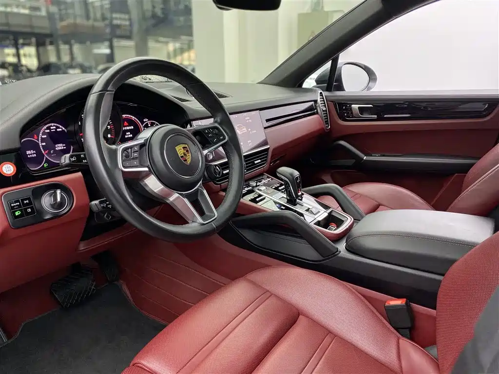 Porsche Cayenne 2020