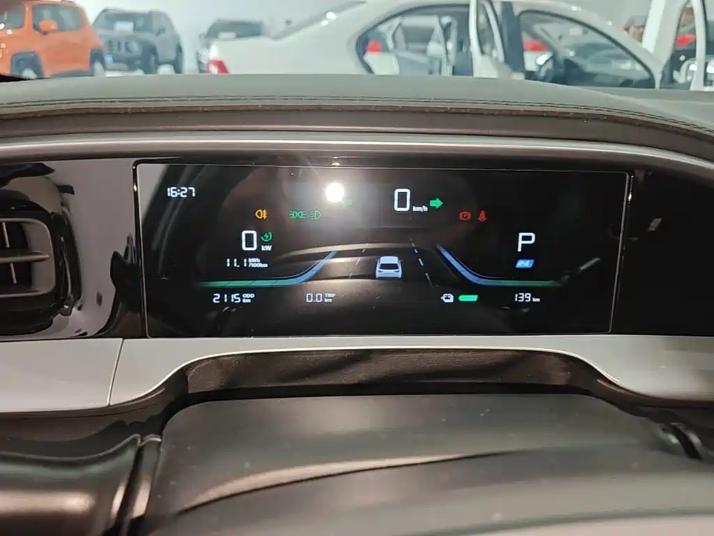 Geely Galaxy Starwish 2026 — фото 12