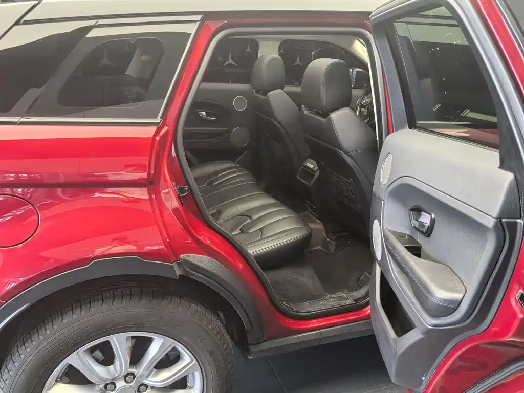 Land Rover Evoque 2014 — фото 15
