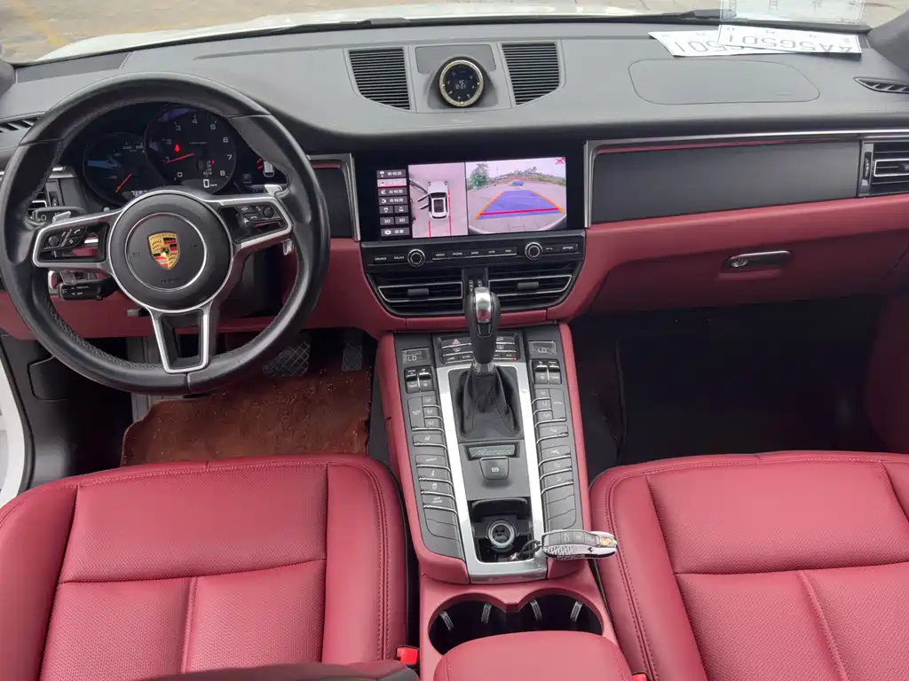Porsche Macan 2022 — фото 10