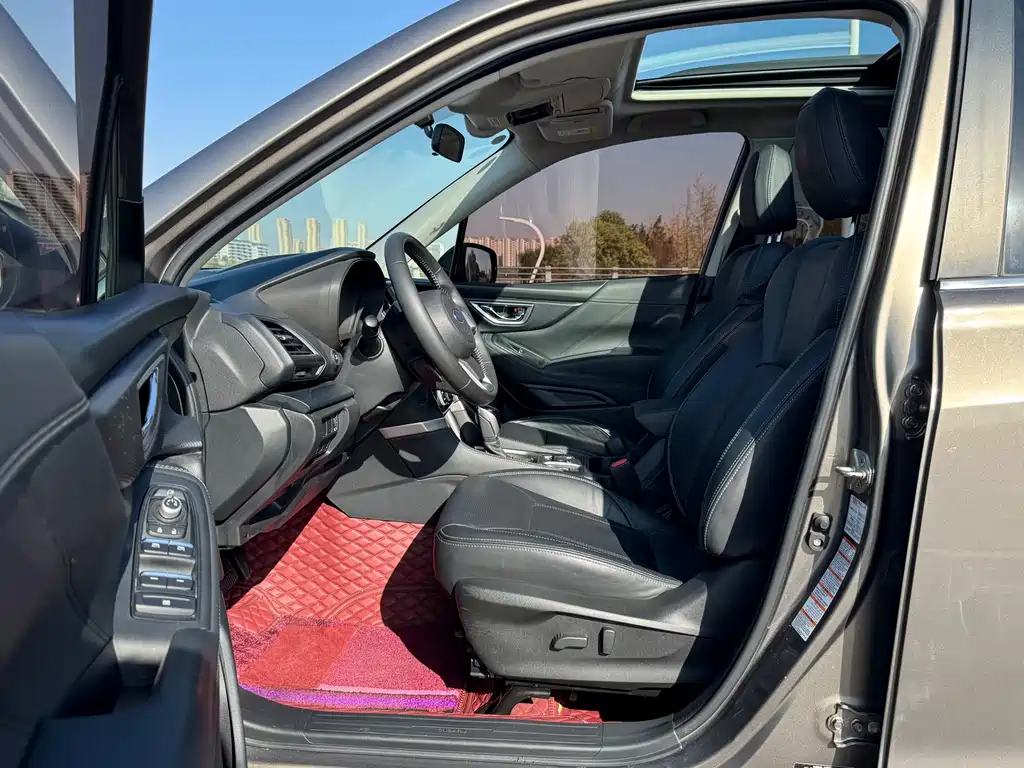 Subaru Forester 2019 — фото 15