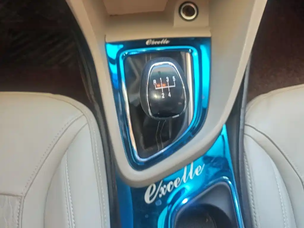 Buick Excelle 2017 — фото 14