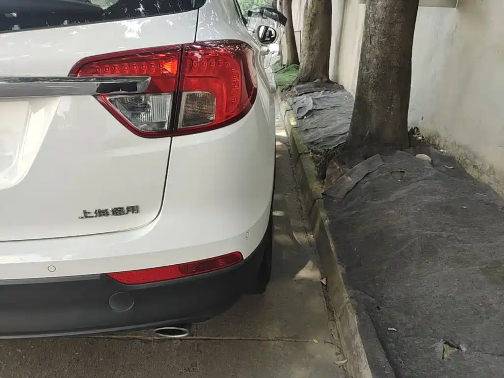 Buick Envision Plus 2015 — фото 8