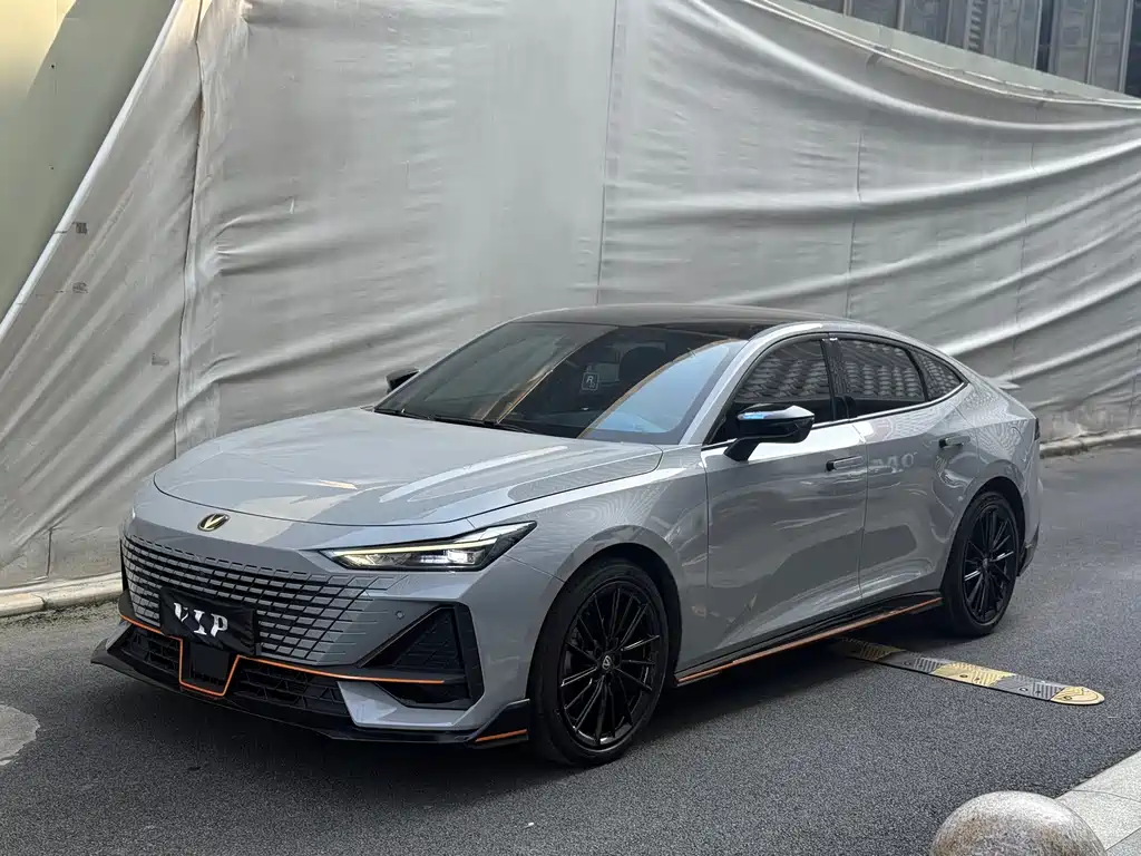 Changan UNI-V 2022