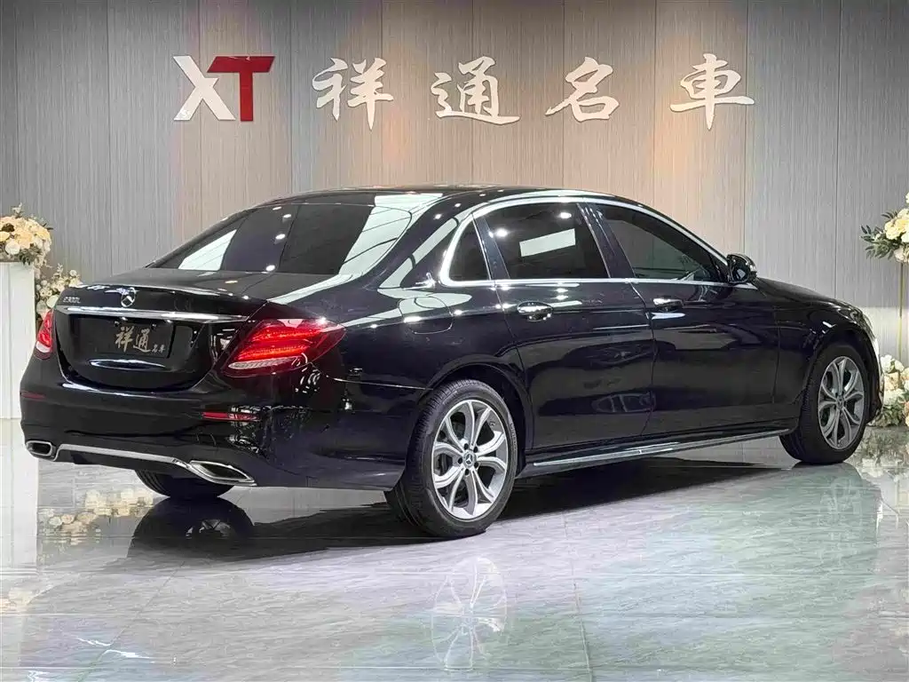 Mercedes-Benz E-Class 2020 — фото 21