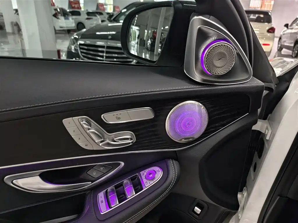 Mercedes-Benz C-Class 2021 — фото 12